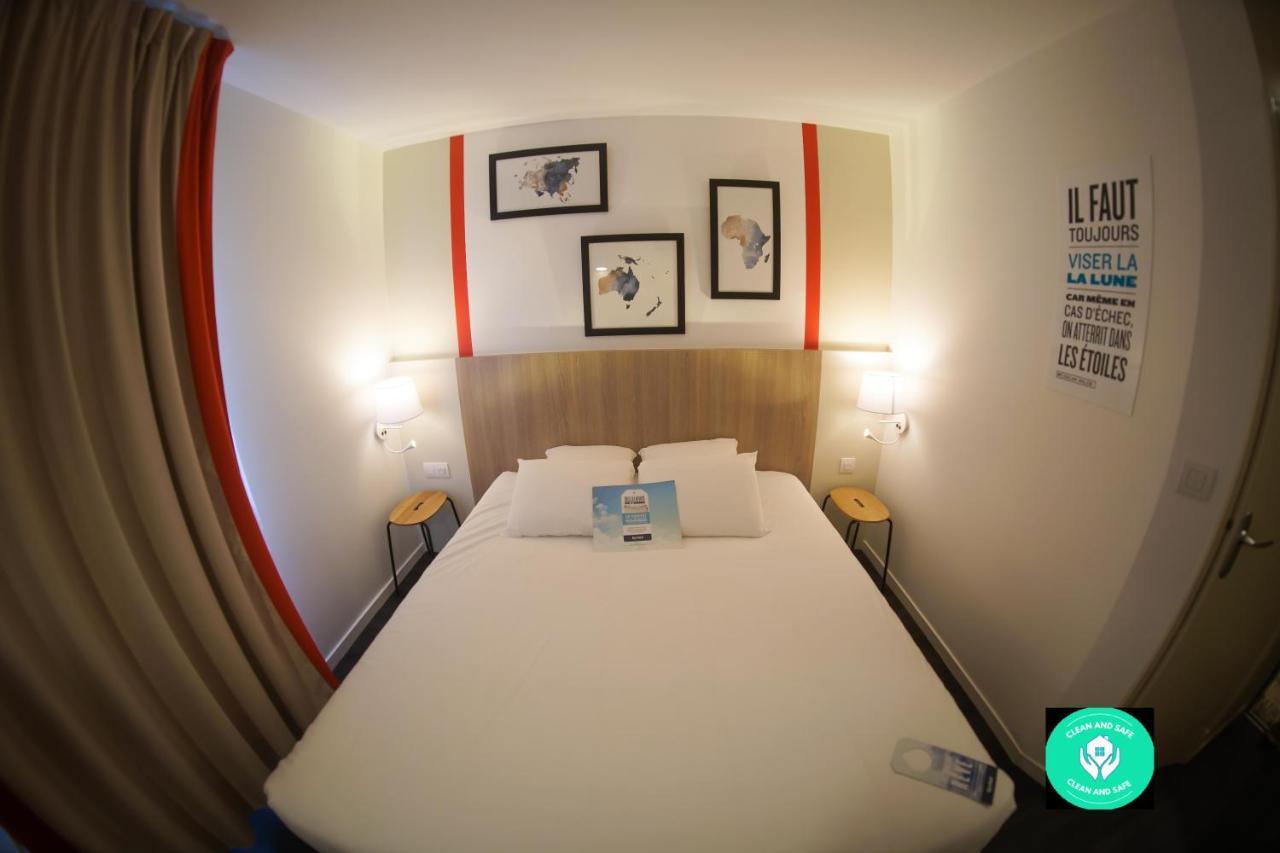 Kyriad Hotel La Flèche Eksteriør billede