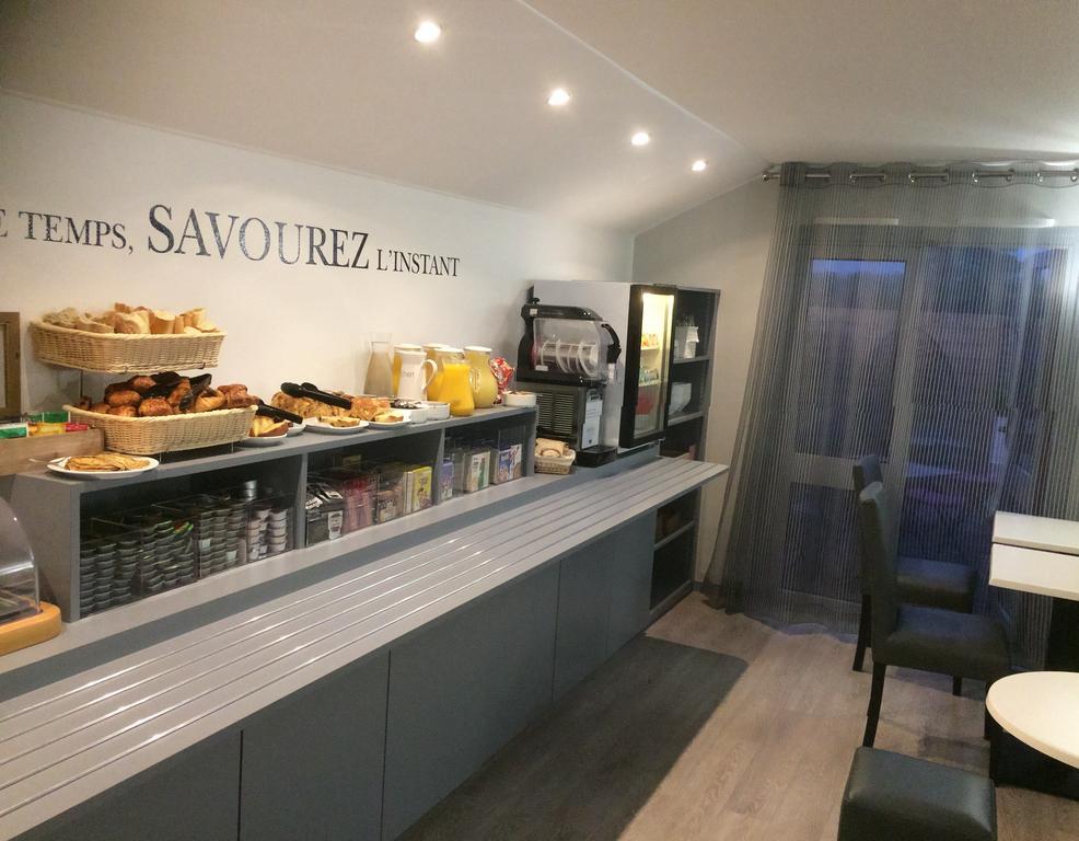 Kyriad Hotel La Flèche Eksteriør billede